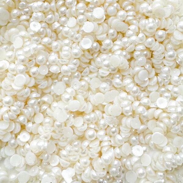 3mm half cut pearls/10gm - Image 2