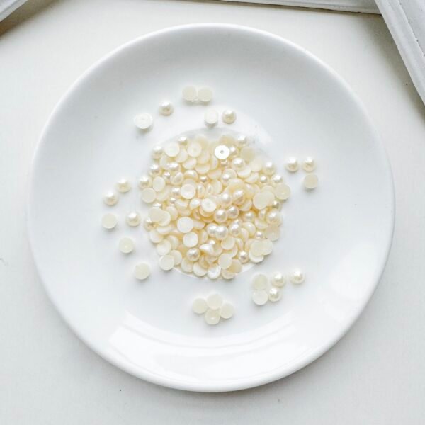 6mm half cut pearls/10gm